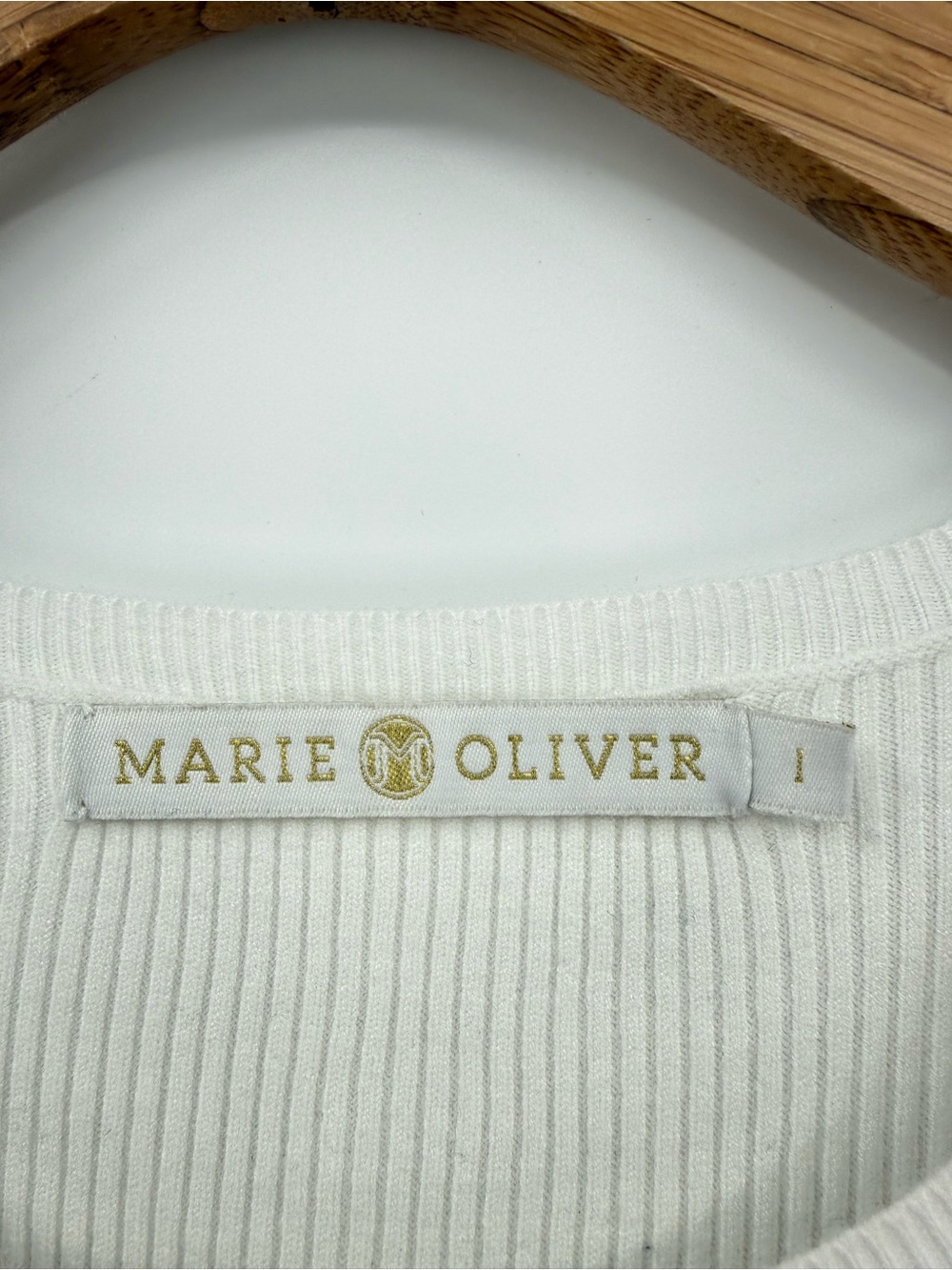 Marie Oliver Rory Top Rib Knit Ruffle Tee in Cool White Size L - Picture 7 of 10